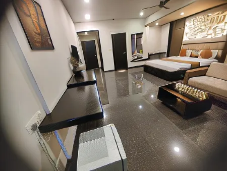 Hotel Restandview Отели в г. Ананд