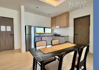 ROXY SEMATAN BEACH APARTMENT 2BR NAUTICAL Hotels in Sematan