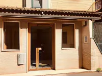 Raya 28 - Bed and Breakfasts