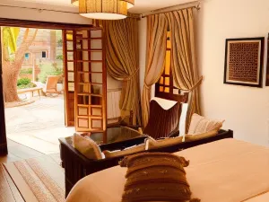 Domaine de la Roseraie Resort