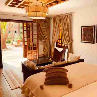 Domaine de la Roseraie Resort Rooms