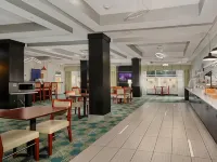 Holiday Inn Express & Suites HOUSTON NORTHWEST-BROOKHOLLOW by IHG Hotels in Houston