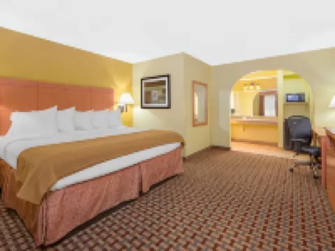 Days Inn by Wyndham Lubbock South Hotels in Lubbock