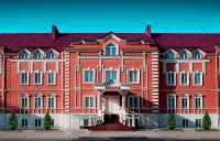 Elbuzd Hotel