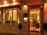 蒙馬特伊甸園酒店 鄰近蒙馬特高地的酒店