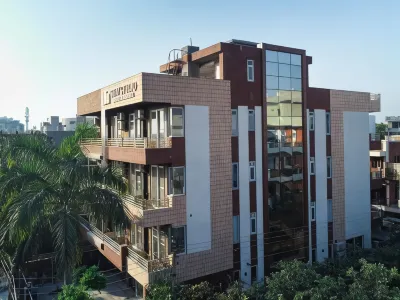 Stay Studio Hotel & Residences Hotel in zona The Northcap University