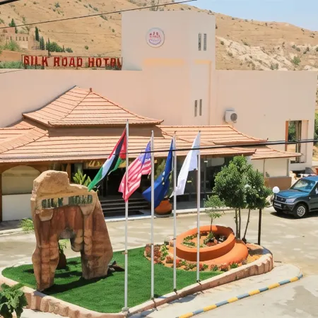 Silk Road Hotel