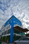 Yew Boutique Hotel Hotels near Teluk Intan