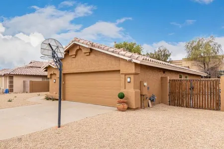 New Remodel minutes from Lake, Sports  and Arrowhead Ranch