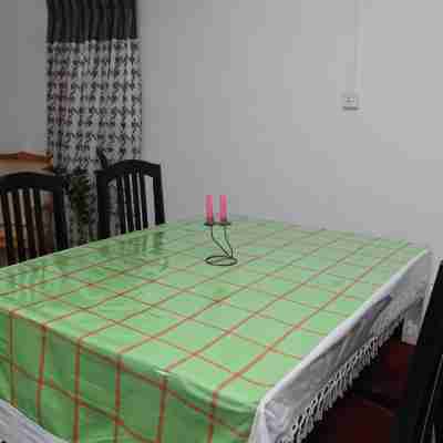 Kingfisher Hostel Dining/Meeting Rooms