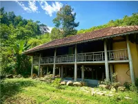 Cao Lan Hamlet Hotels in Dai Lao