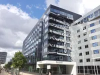 Mainport Hotel Rotterdam a Hilton Affiliate Hotel Отели рядом с достопримечательностью «Мост Эразма»