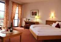 Weingut Sandwiese Winzerhotel Hotels in Guntersblum