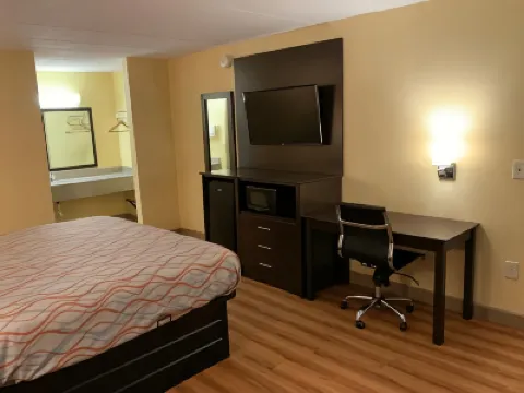 Days Inn by Wyndham Troy IL Hotels in 