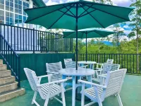 Hill Cool Hotel & Restaurant