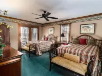 Stunning Golf Views on Pinehurst National No. 9. A Luxurious Retreat Awaits. Hotels in Pinehurst