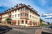 Hotel Rüdesheimer Hof - Superior Hotels in Ockenheim