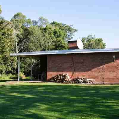 Natures Way Farmhouse Hotel Exterior