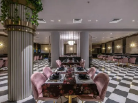 Clarks Inn Suites Raipur Hotels in Raipur