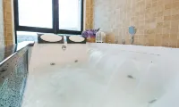 Lavender Inn USJ - Jacuzzi