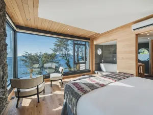 Hotel Awa
