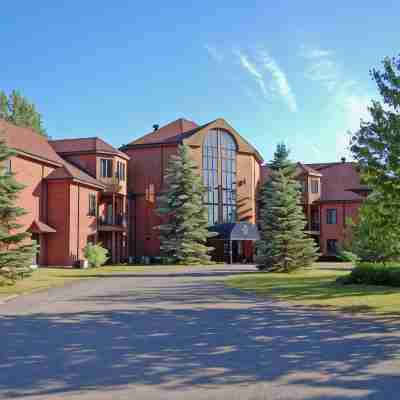L'Auberge Du Lac St-Pierre Hotel Exterior