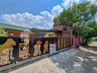 Janoko Guesthouse Syariah RedPartner Hotels in Rembang