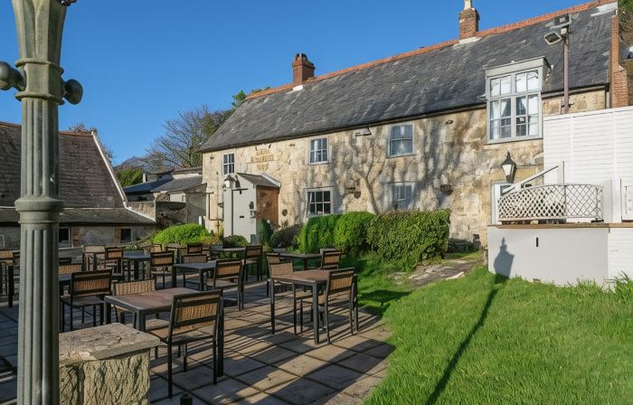 The Buddle Inn