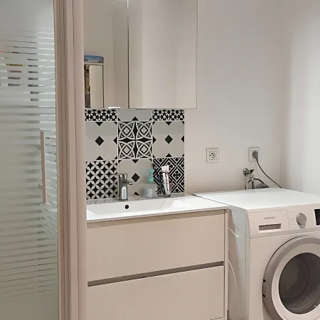 Apartment rental T2 Отели в г. Трегюнк