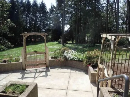 Remodeled basement in Corvallis, surrounded by forest and trails!