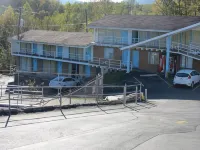 Boone Trail Inn Hotels in Pineville