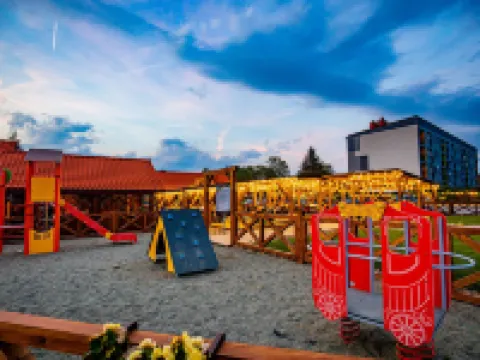 ウエスタン キャンプ リゾート ザトルのホテル