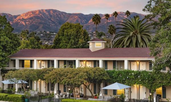 Lavender Inn by the Sea