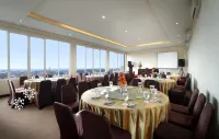 Hotel Namira Syariah Pekalongan - breakfast