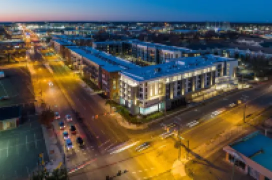 คอร์ทยาร์ด บาย มาริออทต์ ริชมอนด์ สก็อตต์ส์ แอดดิชั่น