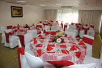 Hotel & Suites PF - sarapan