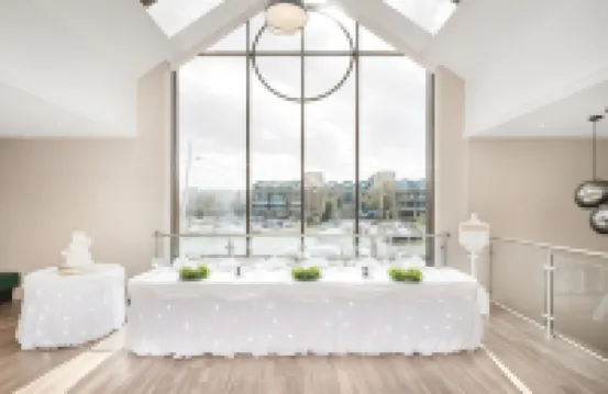 Holiday Inn LINCOLN by IHG