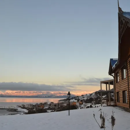 Hotel Los Ñires