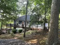 Private Waterfront Home with Dock in Solomons, MD Hotels in Calvert County
