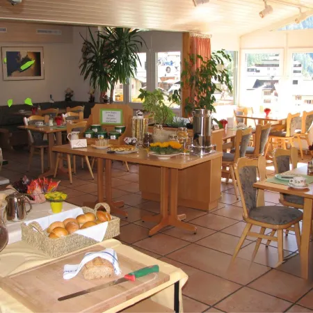 Hotel Paradis-Leukerbad-Therme