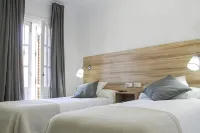 Hotel Restaurante Vía Sevilla - Cádiz by MA 22 Puntos