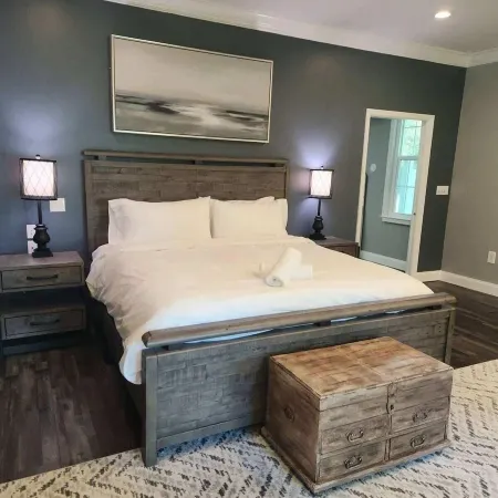 Executive 5 Bedroom Pool Home, Dade City!