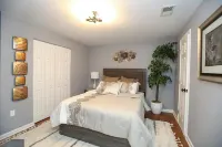 BEAUTIFULLY FURNISHED  COZY ENSUITE 2BR3 BA IN UPPER FELLS POINT, BALTIMORE