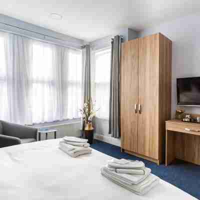 Wellesley Hotel Rooms