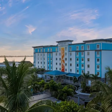 Compass Hotel by Margaritaville Anna Maria Sound