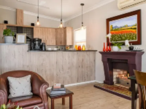 Four Palms Accommodation