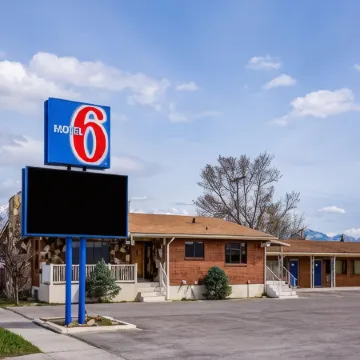 Motel 6 Tremonton, UT