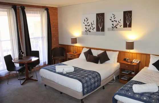 貝克里山汽車旅館