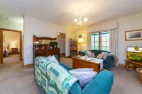 Country Pleasures Bed and Breakfast