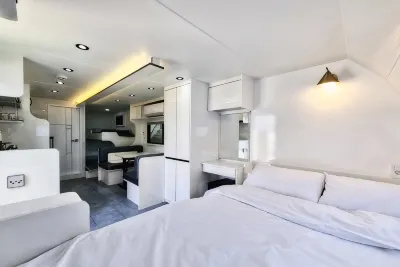 Daebudo (Yeongheungdo) Sipripo Healing Caravan Hotels near Yeongheungdo